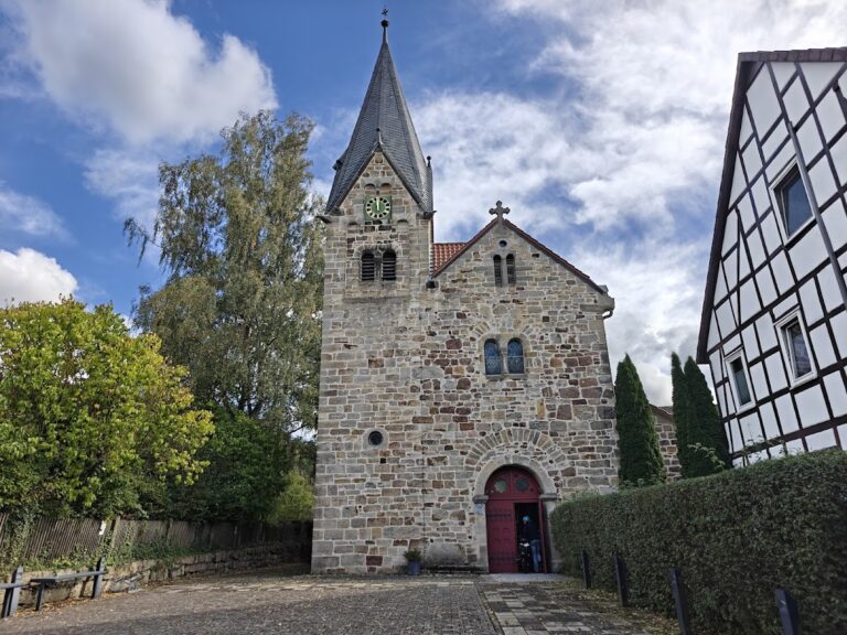 Marienbasilika (Wilhelmshausen): Former Romanesque Monastery Basilica