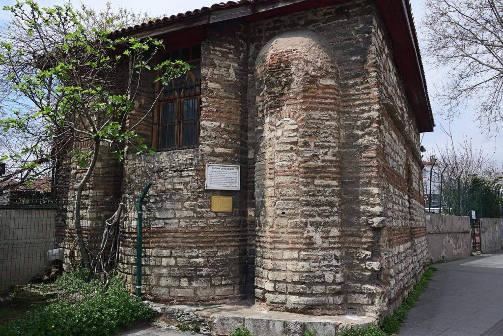 Manastır Mosque: A Byzantine Church Converted into an Ottoman Mescit 2 Manastır Mosque