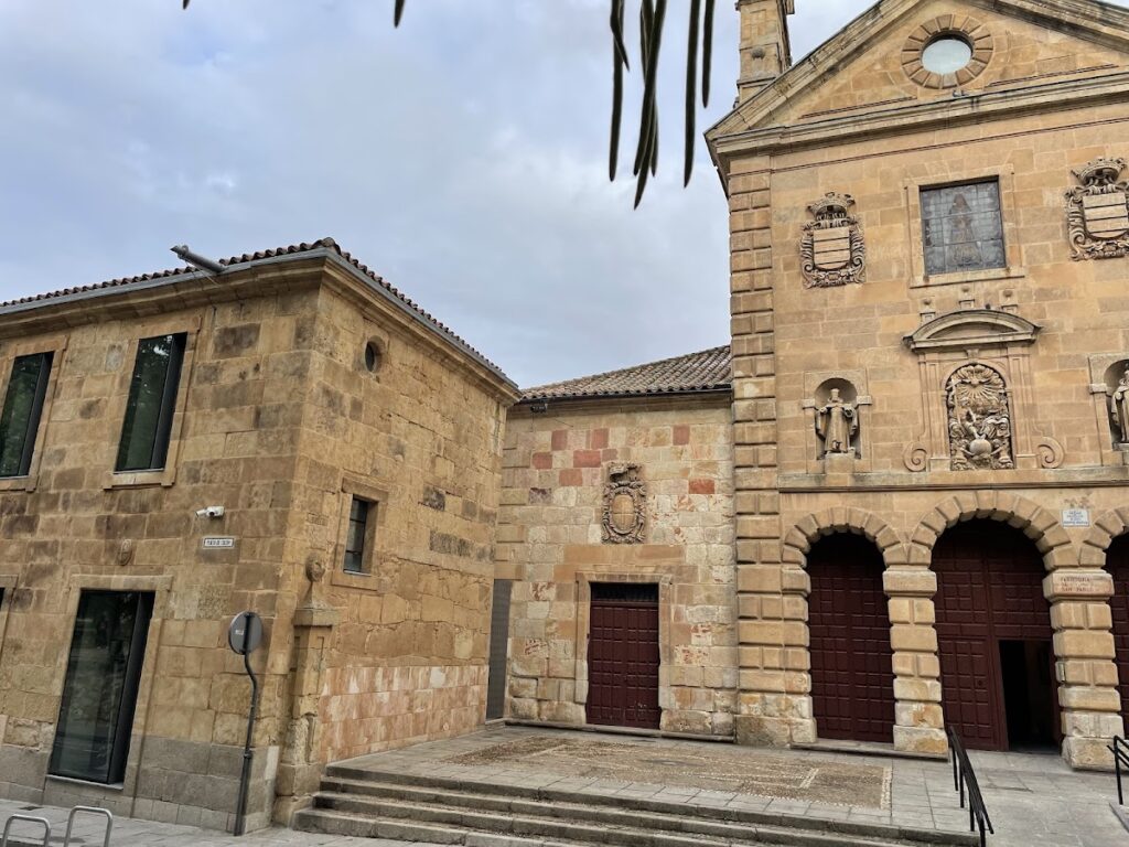 Convent of Las Dueñas: A Dominican Convent in Salamanca 3 Convent of Las Dueñas
