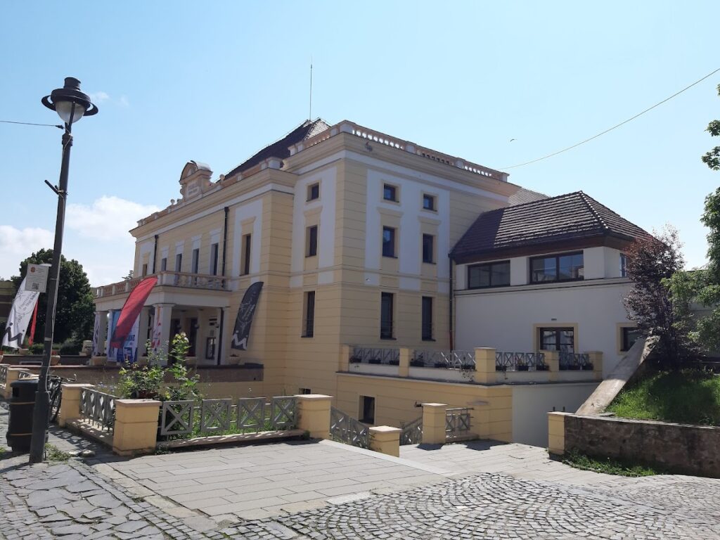 Thick Tower, Sibiu: Medieval Artillery Tower and Theater Complex 4 Thick Tower, Sibiu