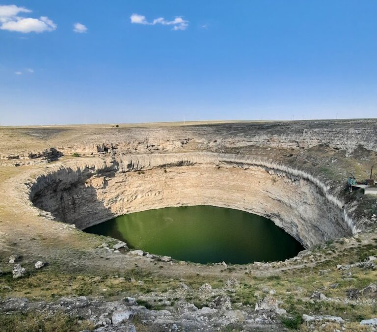 Obruk Han: A Seljuk Caravanserai in Turkey