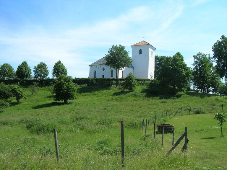 Andrarum Church: A Romanesque Lutheran Church in Sweden