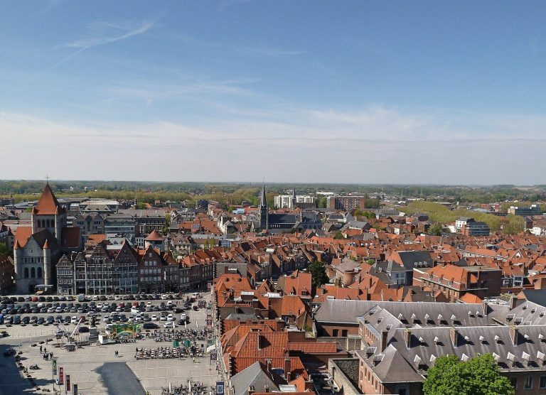 Church of Saint Quentin: A Romanesque Parish Church in Tournai, Belgium
