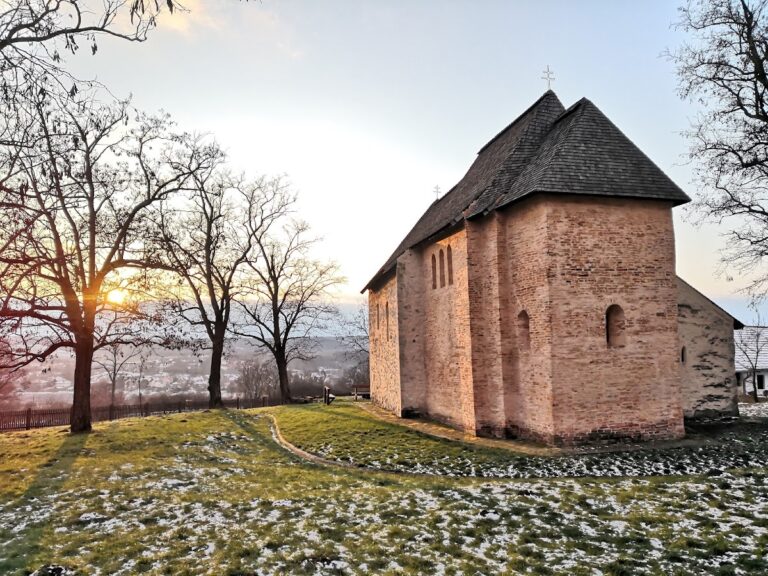 Saint Emeric Church, Egyházasdengeleg: A Medieval Roman Catholic Church