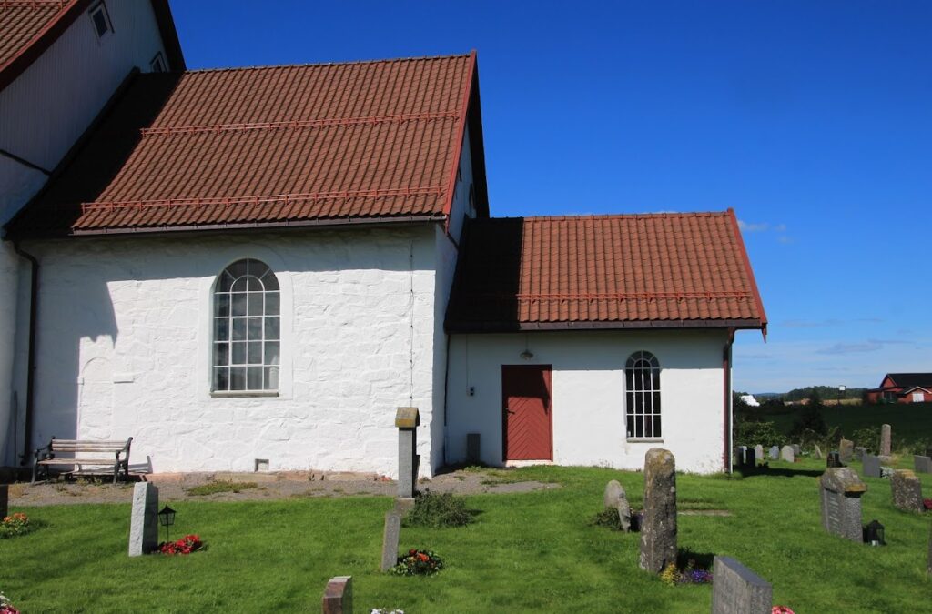 Ramnes Church: A Medieval Stone Parish Church in Norway 2 Ramnes Church