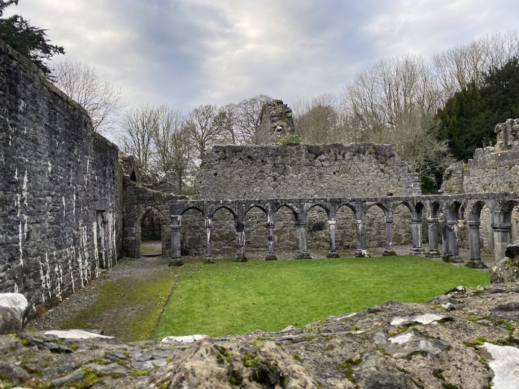 Portumna Friary: A Cistercian and Dominican Religious House 1 Portumna Friary