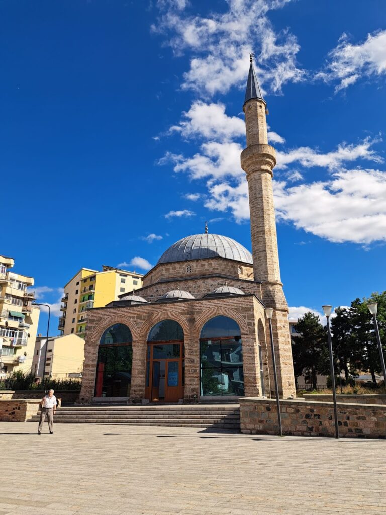 Mirahori Mosque: An Ottoman-era mosque in Albania