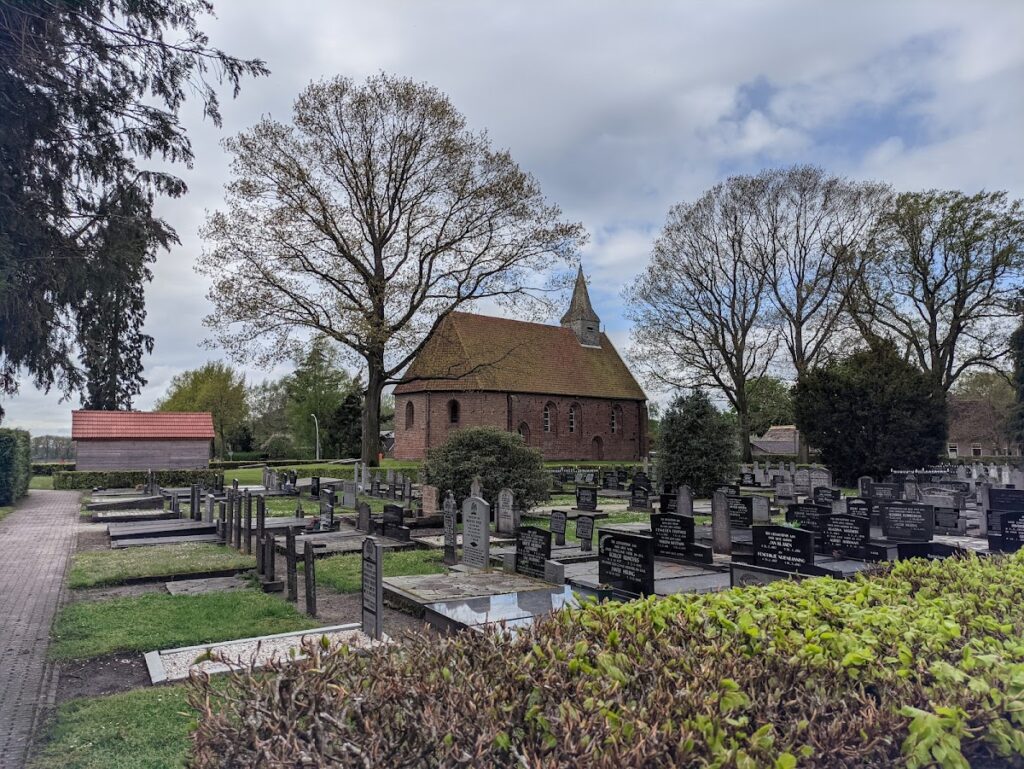 Church of Zweeloo: A Medieval Reformed Church in the Netherlands 2 Church of Zweeloo