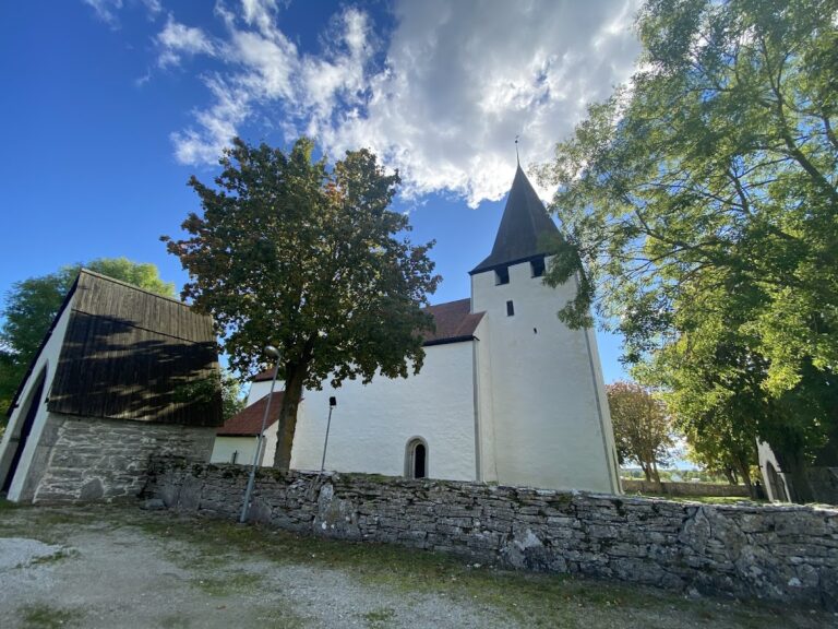 Bunge Church: A Medieval High Gothic Church in Sweden