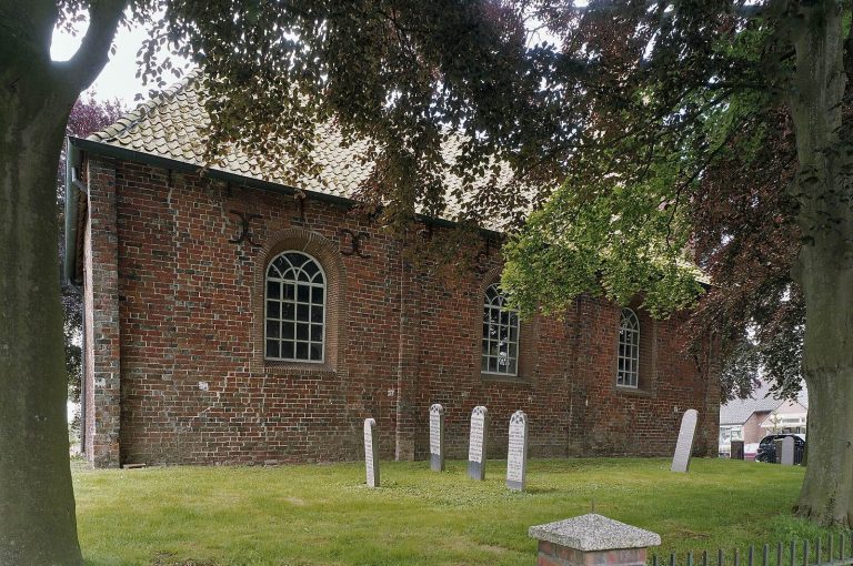 Nederlands Hervormde Kerk, Meedhuizen: Medieval Parish Church