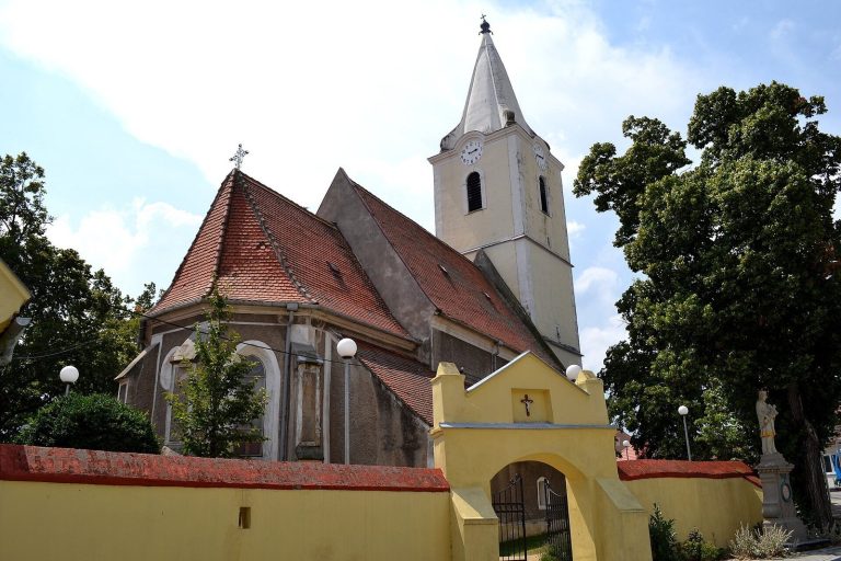 Church of Assumption of the Holy Virgin, Dolné Orešany: A Gothic Parish Church in Slovakia