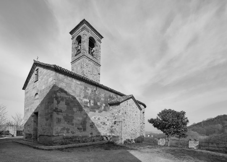 Santa Maria Assunta: The Parish Church of Castello Querciola