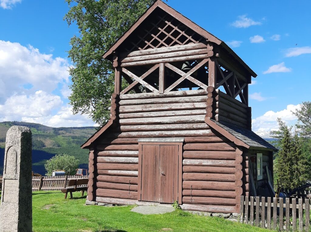 Hegge stave church: A Medieval Parish Church in Norway 2 Hegge stave church