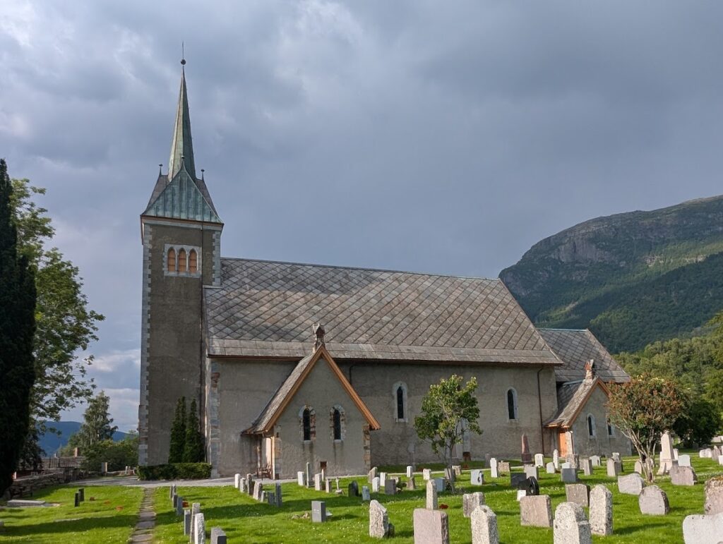 Ullensvang Church: A Medieval Parish Church in Norway 1 Ullensvang Church