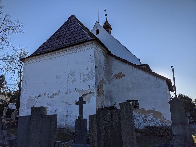 Church of Saint James the Greater in Chylice: A Baroque Parish Church in Czechia