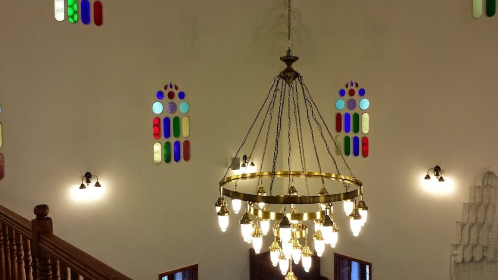 Naziresha Mosque: A Late-Sixteenth-Century Ottoman Mosque in Elbasan 2 Naziresha Mosque