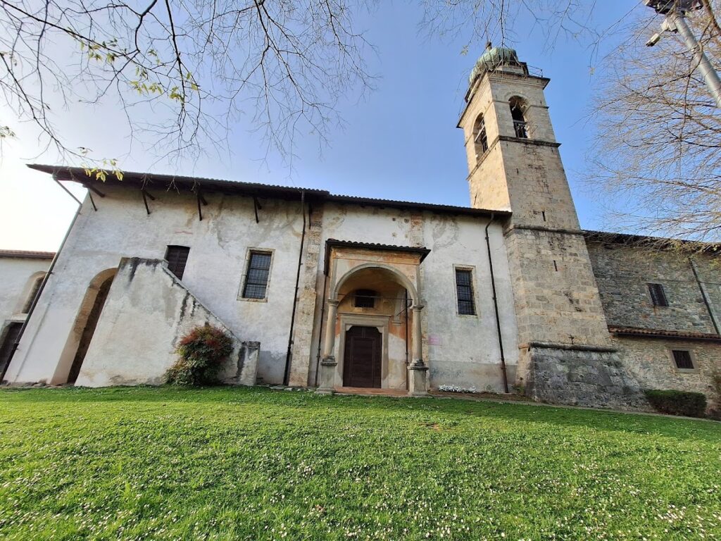 Santissima Trinità: A Romanesque Catholic Sanctuary in Casnigo, Italy 3 Santissima Trinità