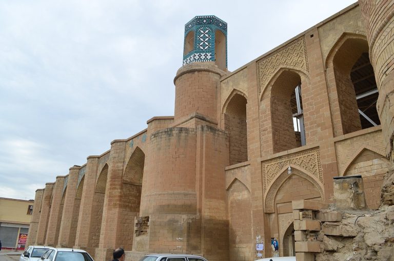 Jameh Mosque of Shushtar: An Abbasid and Safavid Friday Mosque in Iran