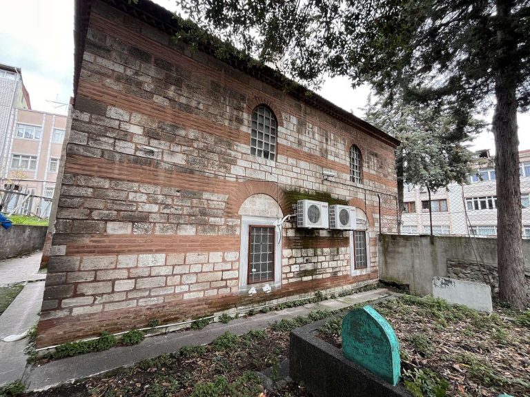 Kasım Ağa Mosque, Istanbul: An Ottoman Mosque in a Byzantine Building