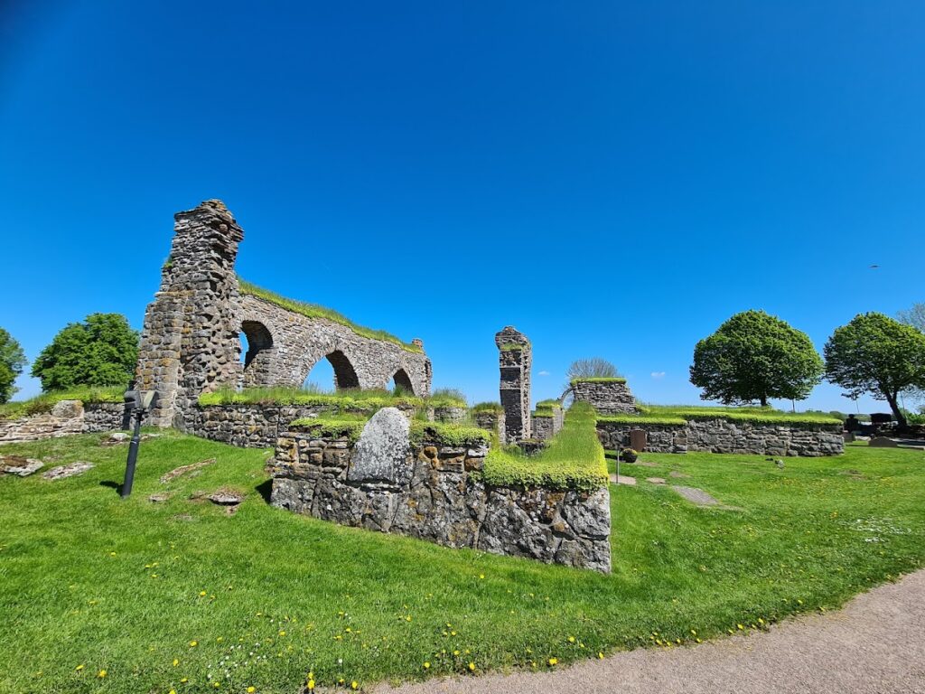 Gudhem Abbey: A Medieval Nunnery in Sweden 1 Gudhem Abbey
