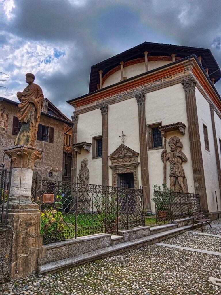 Santissimo Corpo di Cristo: A Fifteenth-Century Renaissance Church in Castiglione Olona