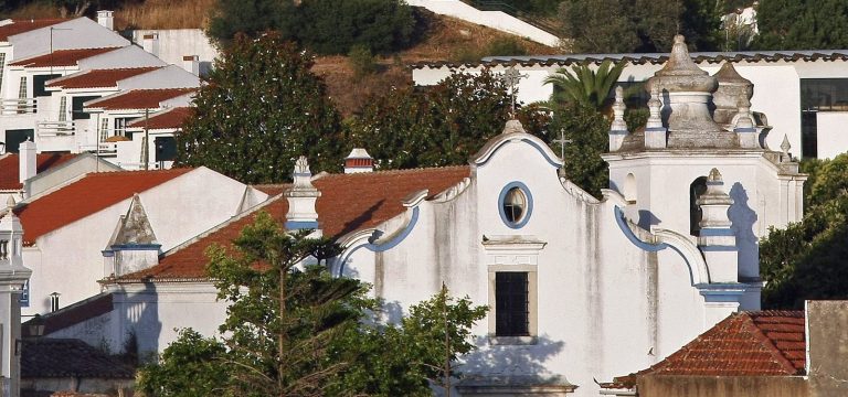 Igreja Paroquial do Salvador de Odemira: A Historic Parish Church in Portugal