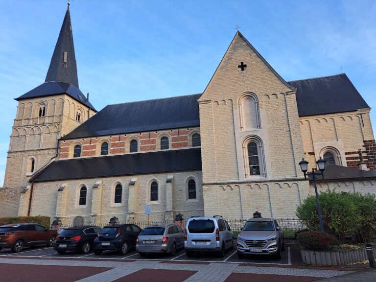 Onze-Lieve-Vrouwkerk: A Medieval Parish Church in Herent, Belgium
