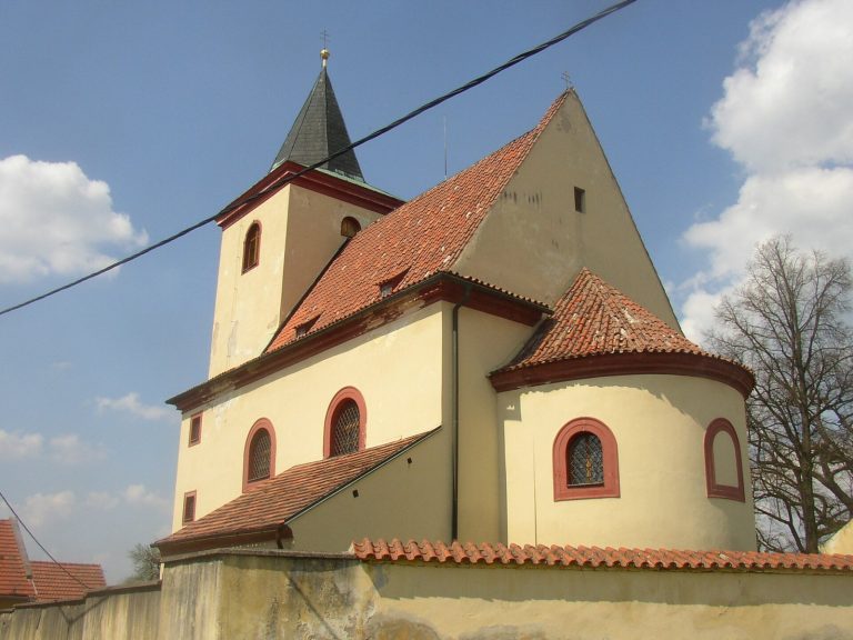 Church of Saint Wenceslas in Hrusice: A Romanesque Parish Church in Czechia