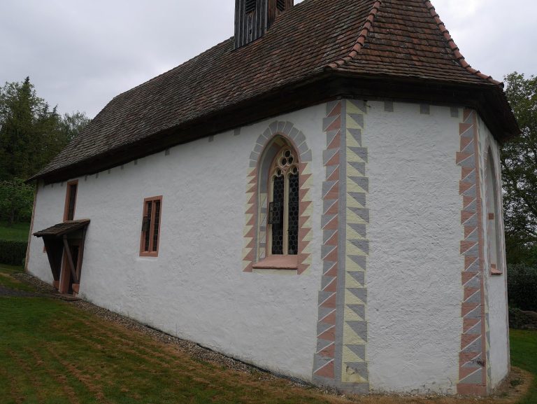 Pankratiuskapelle: A Medieval Chapel in Keltern, Germany