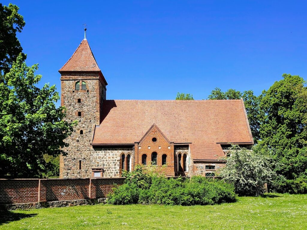 Radensleben Church: An Evangelical Village Church in Germany 1 Radensleben church