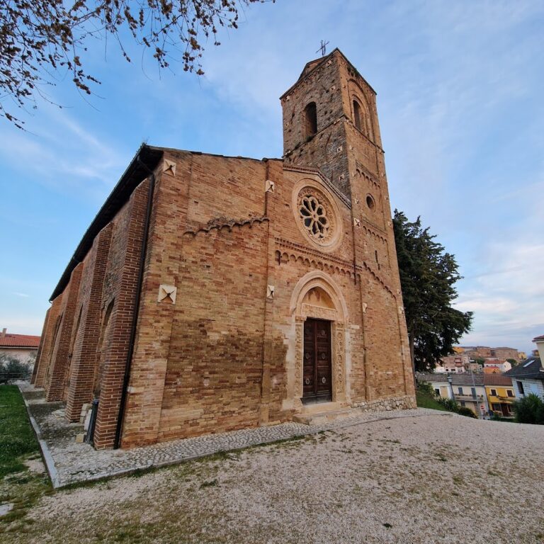 Santa Maria Maggiore: A Romanesque Church in Pianella, Italy