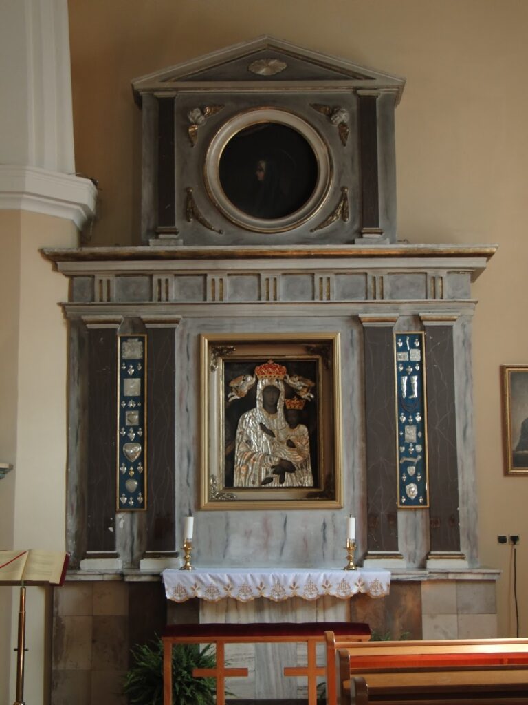 Church of St Catherine in Wronki: A Roman Catholic Parish Church 3 Kościół św. Katarzyny we Wronkach