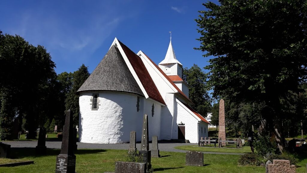 Fjære Church: A Medieval Parish Church in Norway 1 Fjære Church
