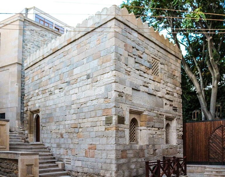 Khidir Mosque: A Shirvanshah-Era Mosque in Baku