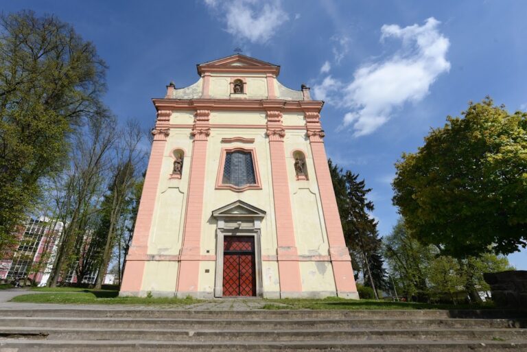 Church of the Nativity of the Virgin Mary: A Baroque Church in Česká Lípa