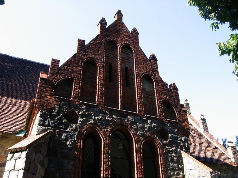 Church of Christ the King in Witnica: A Medieval Parish Church