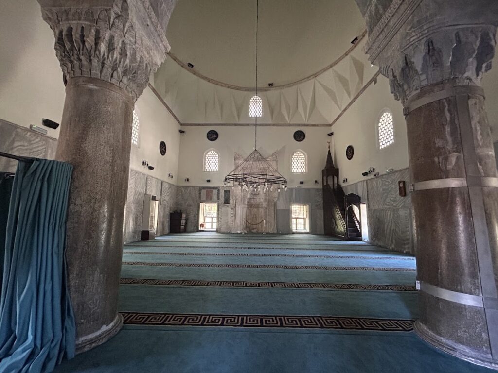 Yeşil Mosque Iznik: An Early Ottoman Mosque in Türkiye 2 Yeşil Mosque Iznik