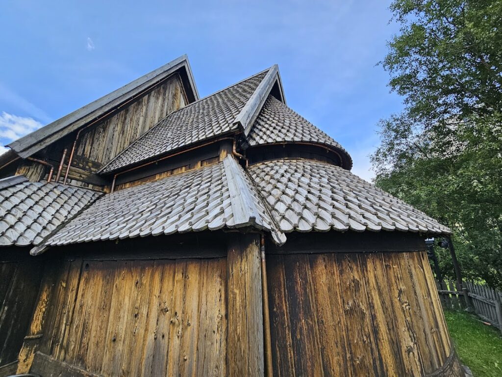 Øye Stave Church: A Reconstructed Medieval Parish Church in Norway 2 Øye stave church
