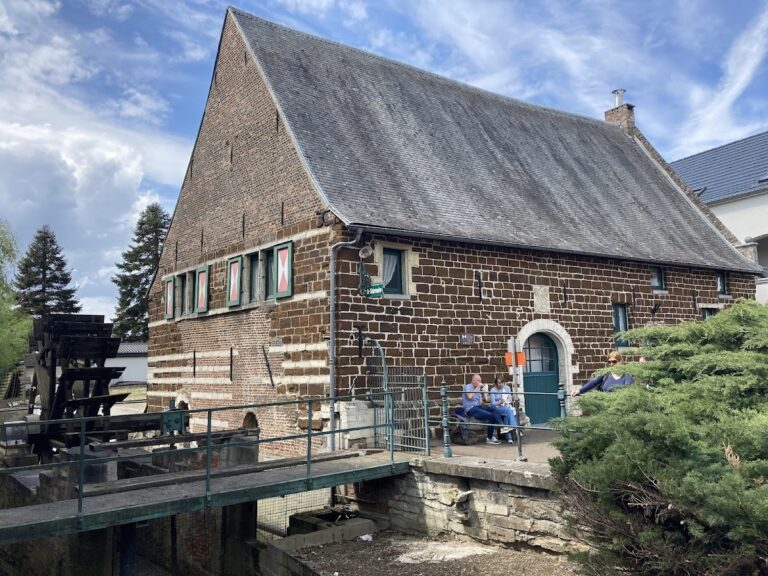 Watermolen, Testelt: A Historic Watermill on the Demer