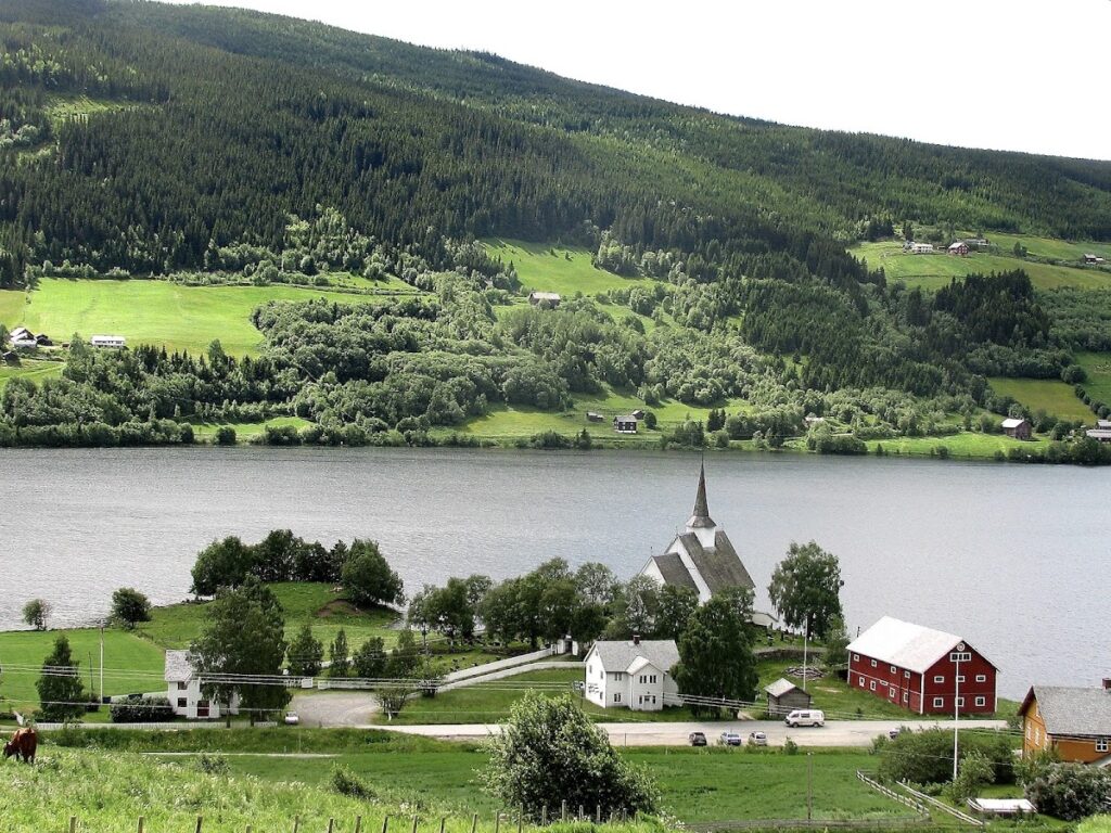 Ulnes Church: A Medieval Parish Church in Norway 2 Ulnes Church