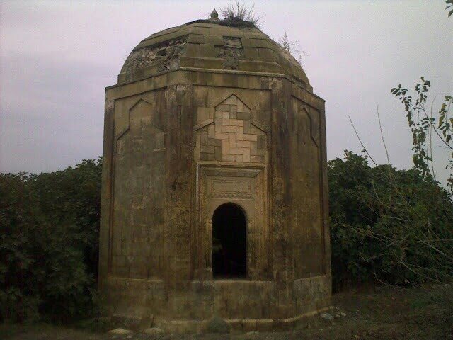 Ahmadalilar Mausoleum: A Thirteenth-Century Islamic Shrine in Azerbaijan