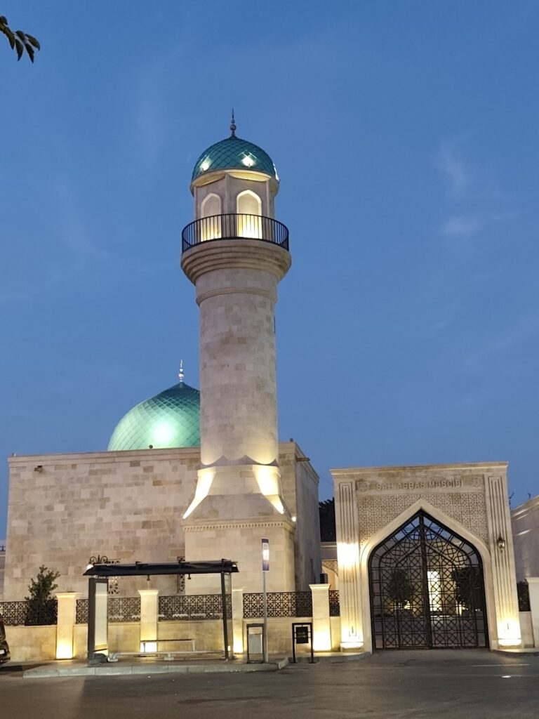 Shah Abbas Mosque (Keshla): A Seventeenth-Century Mosque in Baku