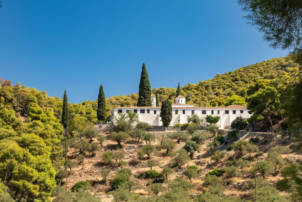 Zoodochos Pigi Monastery, Poros: An Orthodox Monastic Foundation 2 Zoodochos Pigi monastery, Poros