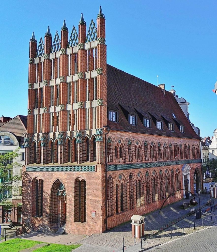 Old City Town Hall, Szczecin: A Historic Municipal Building and Museum 2 Old City Town Hall, Szczecin