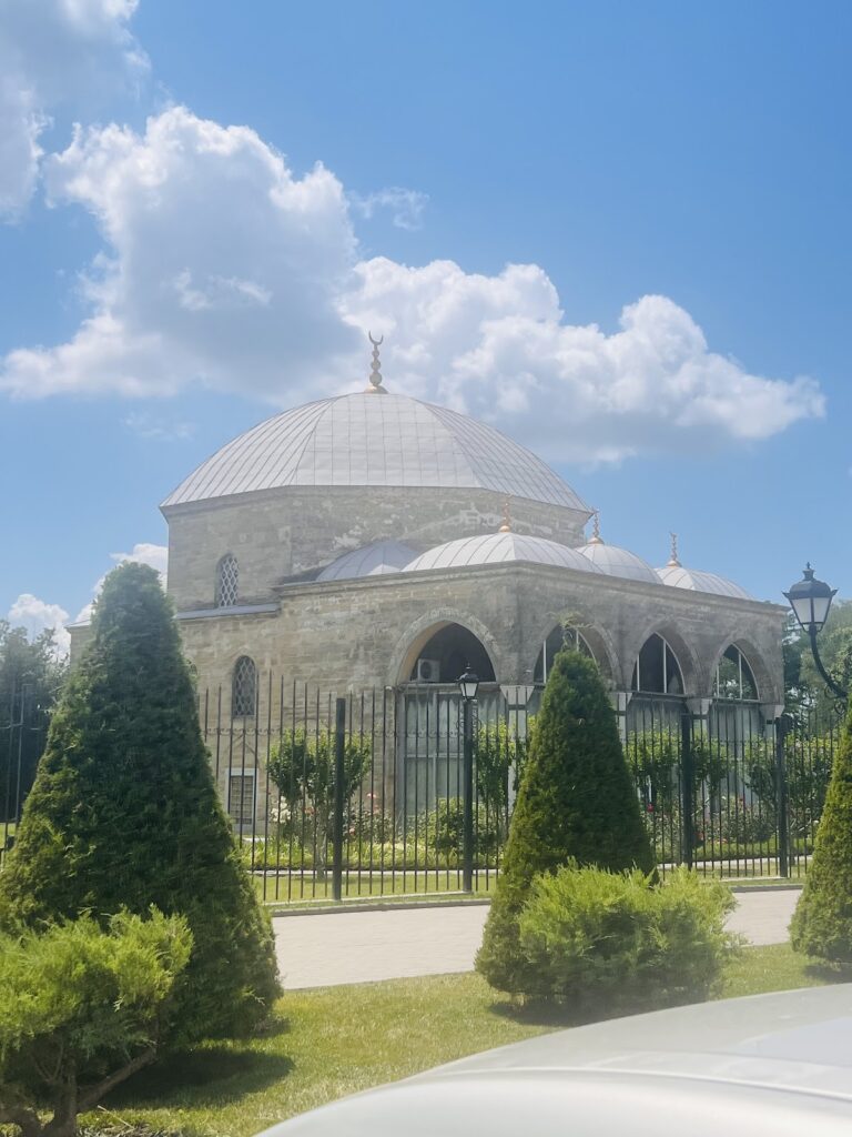 Izmail Mosque: A Former Ottoman Mosque in Ukraine 1 Izmail Mosque