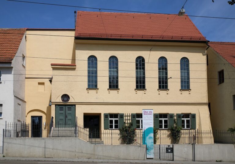Synagoge Ulmer Straße: The Former Kriegshaber Synagogue in Augsburg