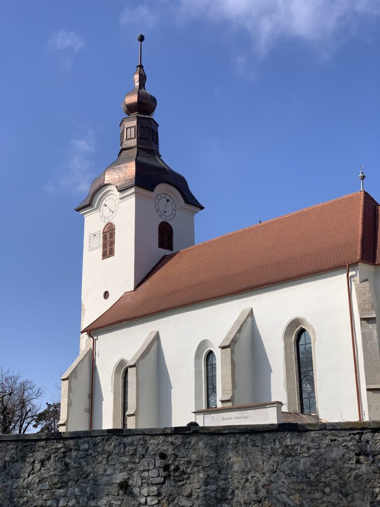 Reformed Church of Turda-Nouă: A Historic Church and Fortified Enclosure in Romania