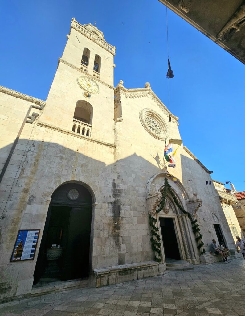 Korčula Cathedral: A Gothic Church and Former Episcopal Seat in Croatia 3 Korčula Cathedral