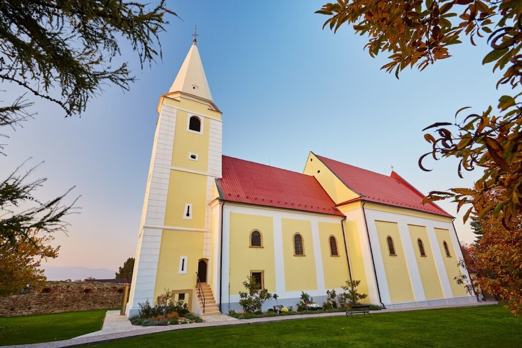 Church of St. Anne: A Renaissance Parish Church and Fortified Complex in Slovakia 1 Church of St. Anne