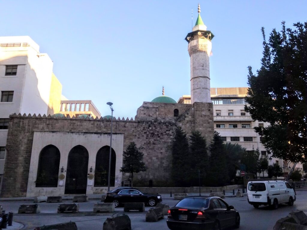 Emir Munzer Mosque: An Ottoman-Era Mosque in Beirut 1 Emir Munzer Mosque